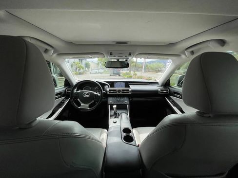 Used 2015 Lexus IS 250 AWD image 16