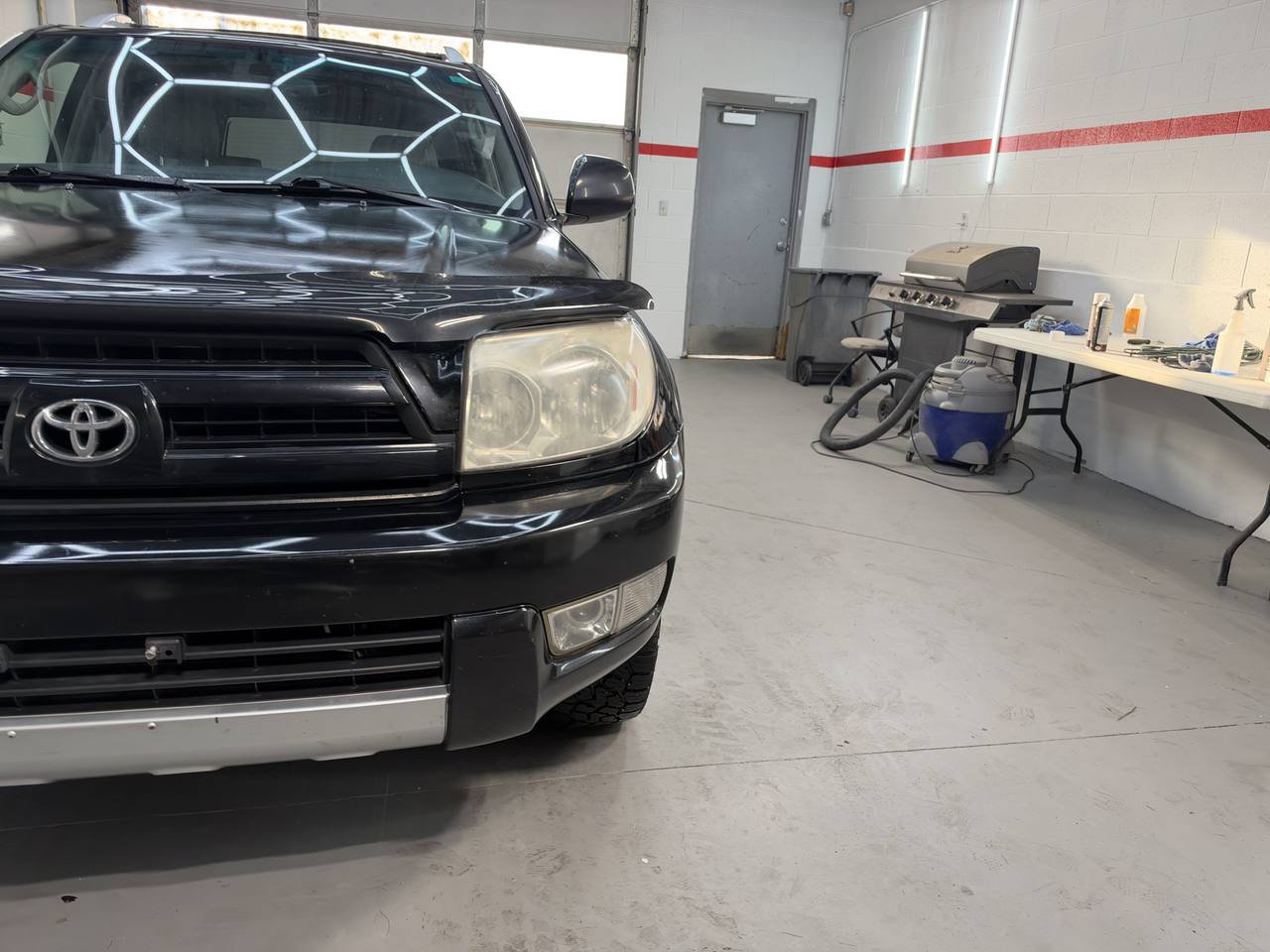 Used 2004 Toyota 4Runner Limited AWD/4WD image 13