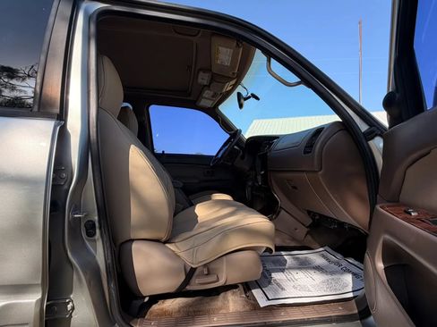 Used 1999 Toyota 4Runner Limited RWD image 25