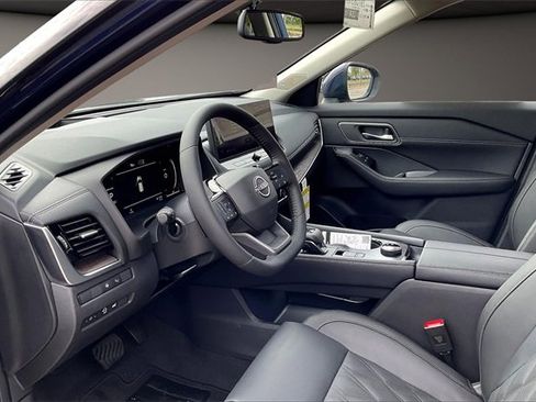 New 2026 Nissan Rogue Platinum w/ Platinum Premium Package image 7