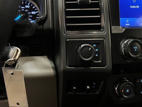 Used 2021 Ford F250 XLT AWD/4WD image 22