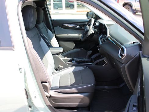 New 2026 Chevrolet TrailBlazer LS w/ LS Convenience Package AWD/4WD image 36