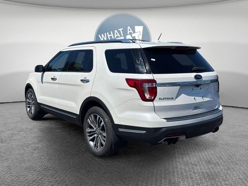 Used 2018 Ford Explorer Platinum AWD/4WD image 6