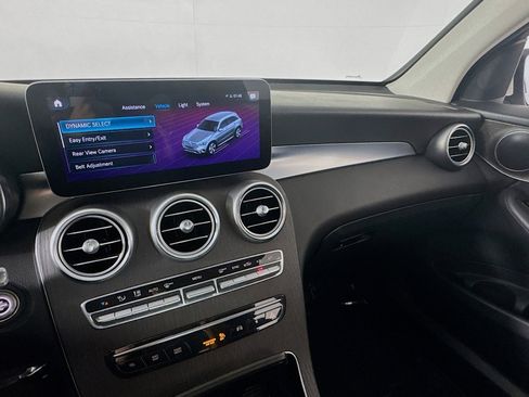 Used 2020 Mercedes-Benz GLC 300 image 19