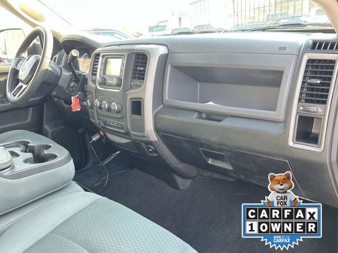 Used 2018 RAM 2500 Tradesman w/ Chrome Appearance Group image 21