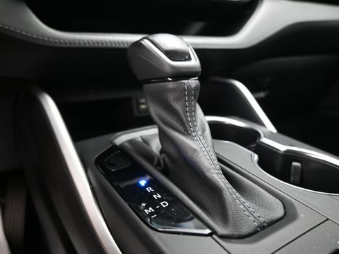 Certified 2022 Toyota Highlander LE image 15