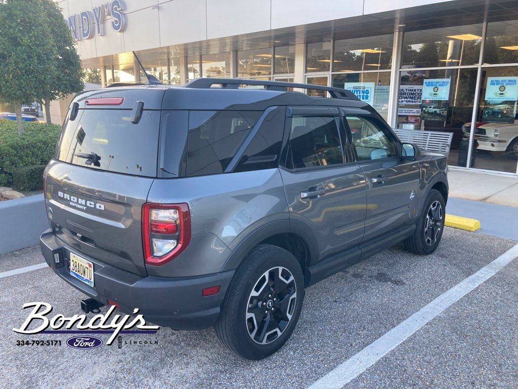 Used 2022 Ford Bronco Sport Outer Banks w/ Tech Package AWD/4WD image 4