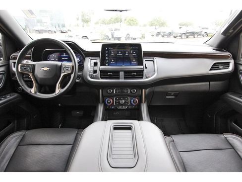 Used 2023 Chevrolet Tahoe High Country RWD image 7