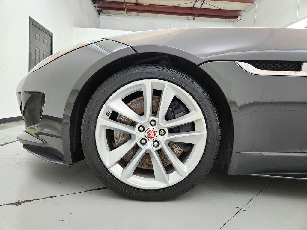 Used 2017 Jaguar F-TYPE S AWD/4WD image 28