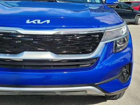Used 2023 Kia Seltos EX AWD/4WD image 8