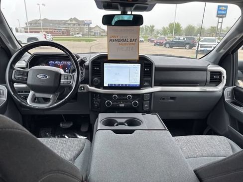 Used 2022 Ford F150 XLT w/ Equipment Group 302A High AWD/4WD image 9