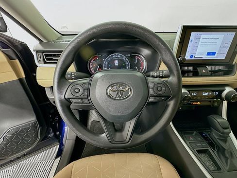 Certified 2025 Toyota RAV4 XLE w/ Convenience Package FWD image 11