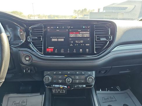 Used 2024 Dodge Durango GT image 25