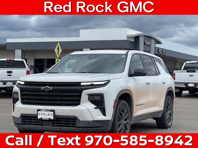 Used 2024 Chevrolet Traverse LS w/ Midnight/Sport Edition FWD image 1