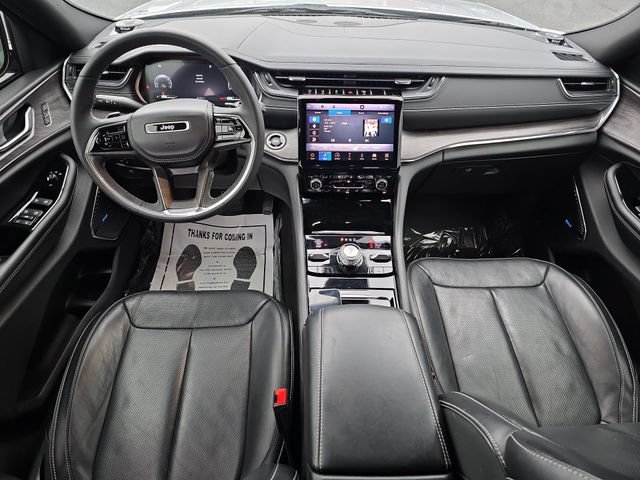 Used 2024 Jeep Grand Cherokee L Overland w/ Trailer Tow Package AWD/4WD image 10