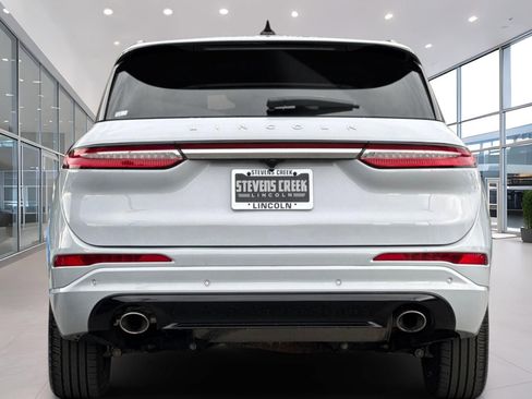 Used 2025 Lincoln Corsair Grand Touring w/ Equipment Group 301A image 5