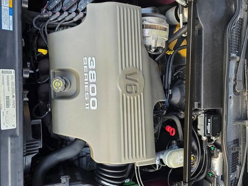 Used 1999 Buick Le Sabre Custom image 53