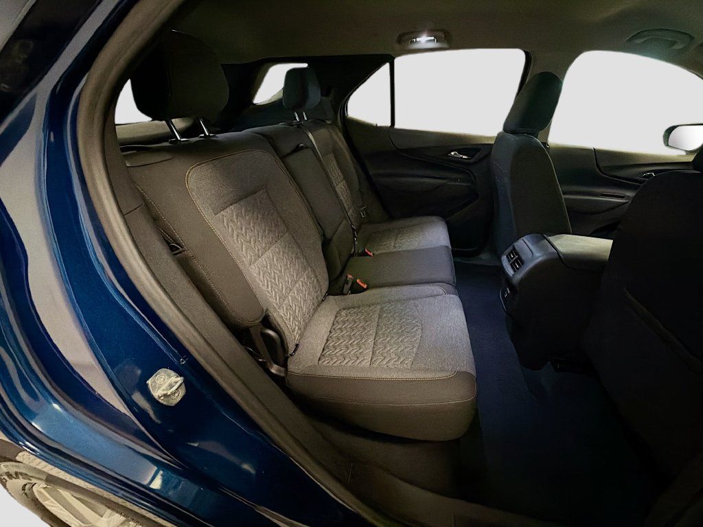 Used 2022 Chevrolet Equinox LT FWD image 27
