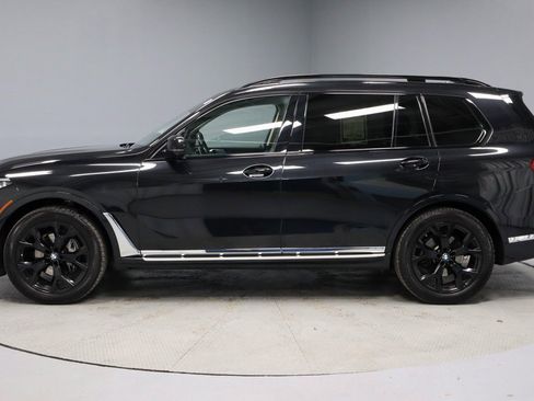 Used 2022 BMW X7 xDrive40i w/ Executive Package image 11