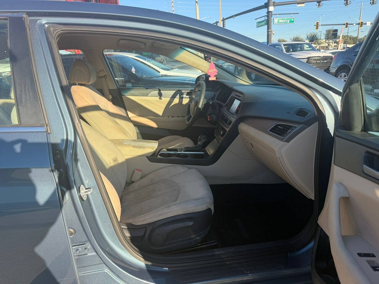 Used 2016 Hyundai Sonata SE FWD image 5