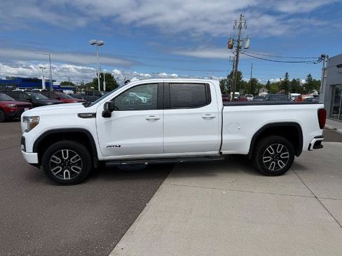 Used 2020 GMC Sierra 1500 AT4 w/ AT4 Premium Package AWD/4WD image 4