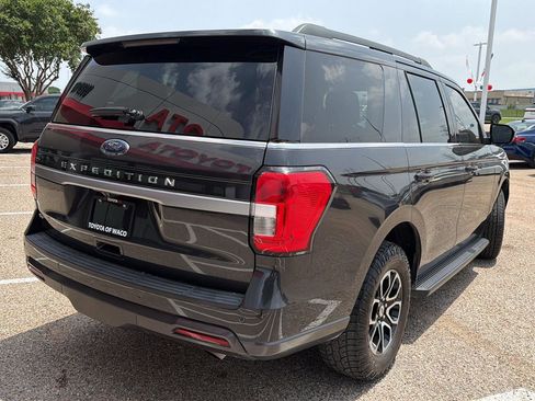 Used 2022 Ford Expedition XLT RWD image 7