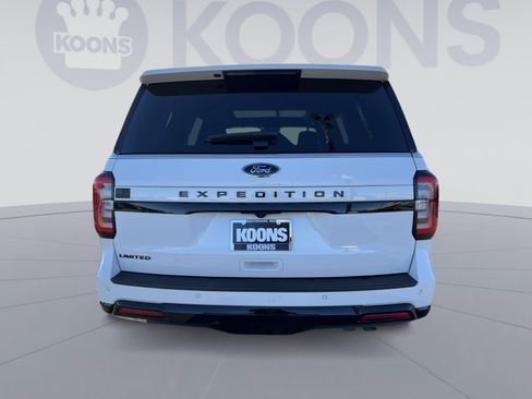 Used 2023 Ford Expedition Limited image 5