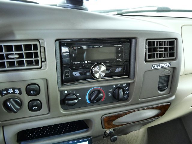Used 2000 Ford Excursion Limited AWD/4WD image 21