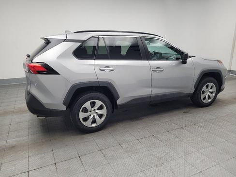 Used 2021 Toyota RAV4 LE FWD image 10