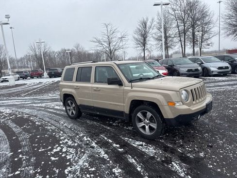 Used 2017 Jeep Patriot High Altitude image 8