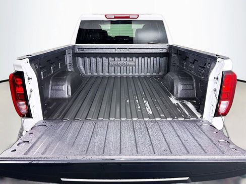 New 2026 GMC Sierra 1500 Elevation image 25