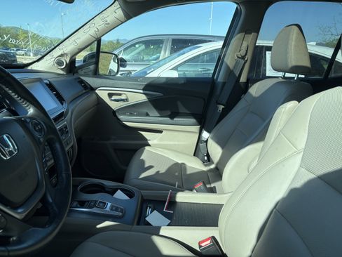 Used 2023 Honda Ridgeline RTL-E image 8