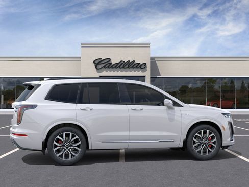 New 2025 Cadillac XT6 Sport w/ Technology Package image 5