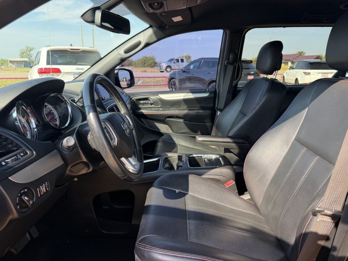 Used 2019 Dodge Grand Caravan GT FWD image 11