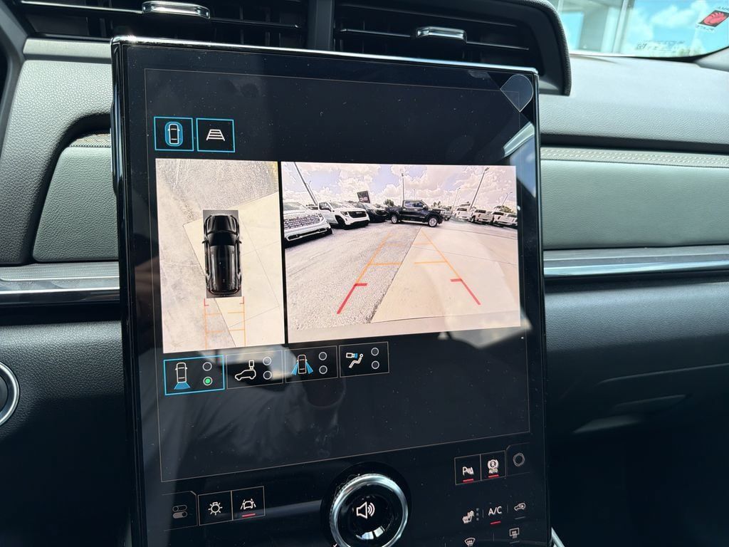 New 2027 GMC Terrain AT4 w/ Technology Package II AWD/4WD image 26