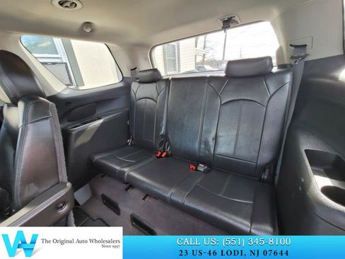 Used 2011 GMC Acadia SLT image 16