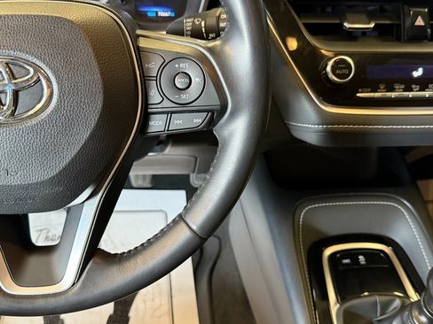 Used 2019 Toyota Corolla SE image 11