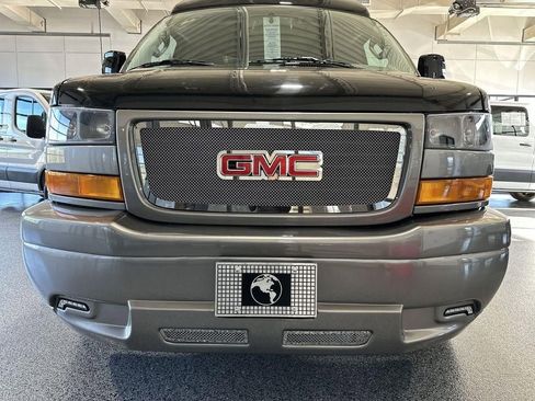 Used 2024 GMC Savana 2500 w/ Driver Convenience Package image 25