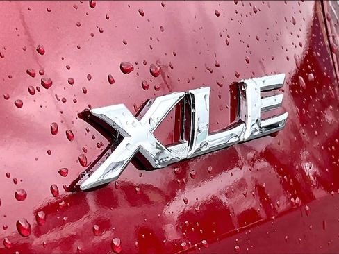 Certified 2026 Toyota Sienna XLE image 10