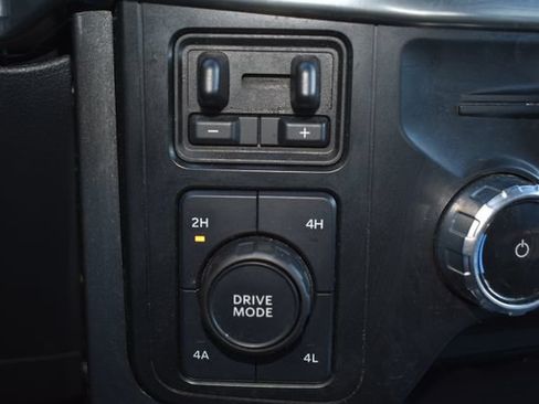 Used 2023 Ford F150 Lariat w/ Equipment Group 502A High AWD/4WD image 39