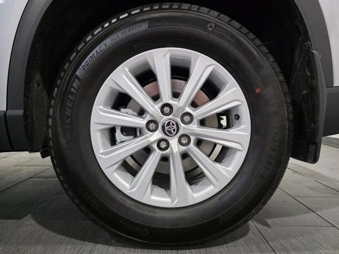 Used 2026 Toyota Grand Highlander XLE image 23