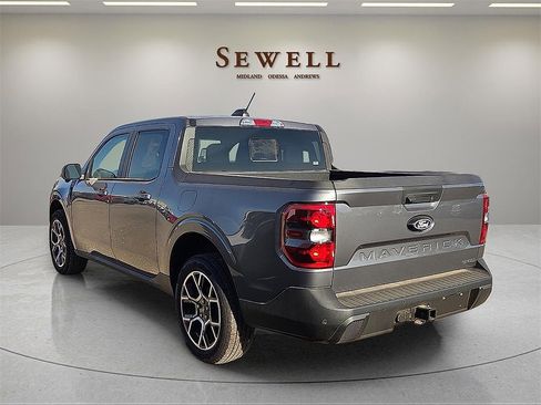 New 2025 Ford Maverick Lariat w/ 4K Tow Package image 3