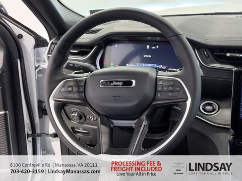 New 2025 Jeep Grand Cherokee L Limited w/ Luxury Tech Group II image 25