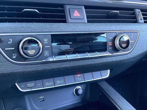 Used 2022 Audi A5 2.0T Premium Plus image 29