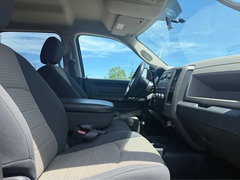 Used 2012 RAM 2500 ST w/ Popular Equipment Group AWD/4WD image 9