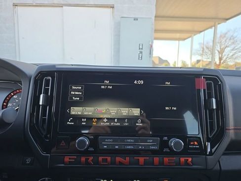 New 2026 Nissan Frontier PRO-4X w/ Pro-4x Convenience Package image 8