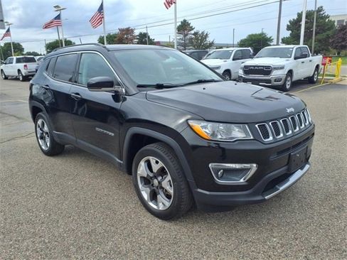 Used 2019 Jeep Compass Limited w/ Safety & Security Group image 3