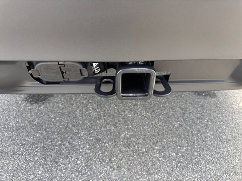 New 2026 Ford Explorer Active RWD image 19