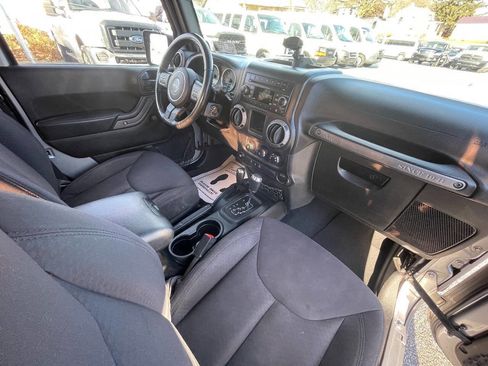 Used 2013 Jeep Wrangler Sport w/ Connectivity Group image 26