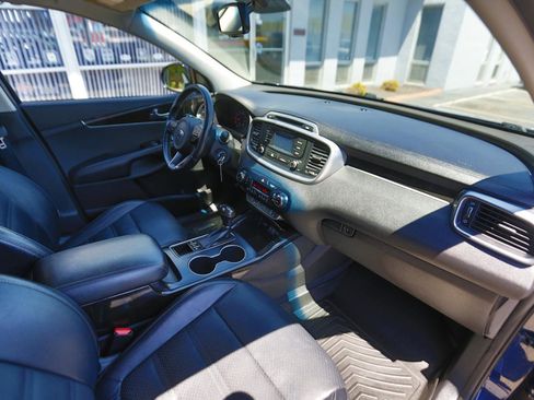 Used 2016 Kia Sorento EX AWD/4WD image 18